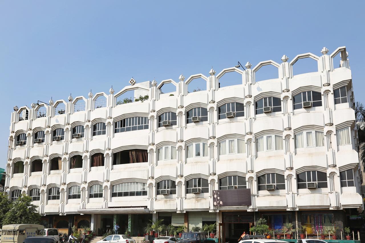 Oyo 2054 New Hotel Broadway Varanasi Exterior foto